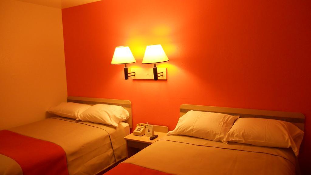 Hotel 6-des Moines, Ia - North 2*