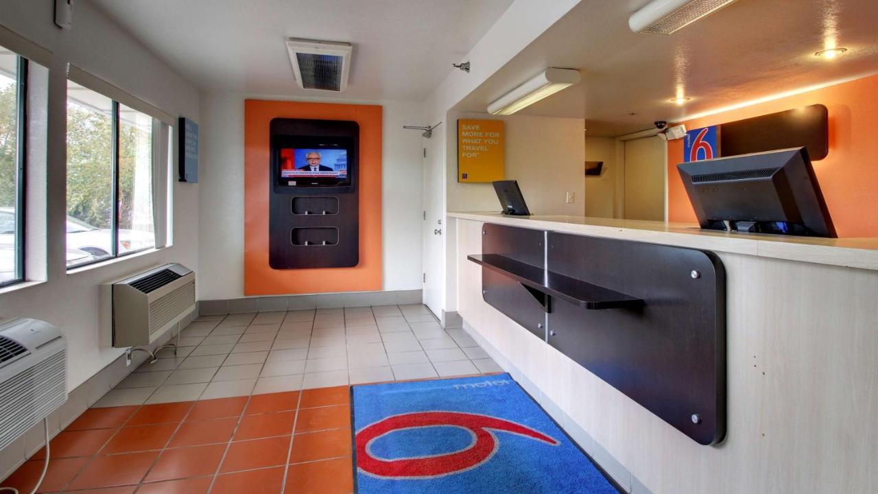 Hotel 6-des Moines, Ia - North Des Moines